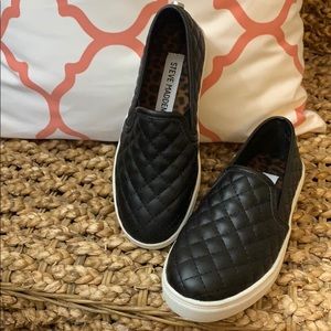 Steve Madden Black Slip Ons